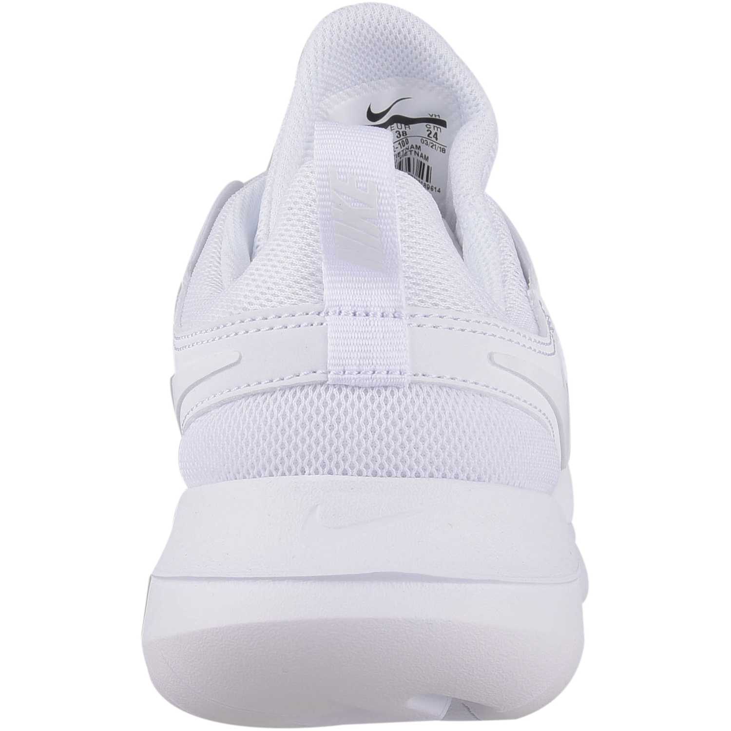 nike tessen men's review