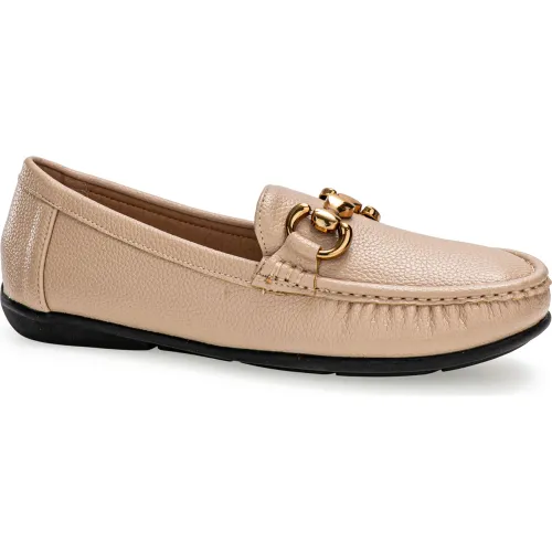 CHABELY Beige de Mujer modelo Mocasin Mujer Chabely 2ym0160 beiges  mujer 2024040413453097762 Cuero Sintético