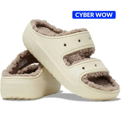 Sandalias Crocs Unisex Classic Cozzzy Sandal color beige | Platanitos