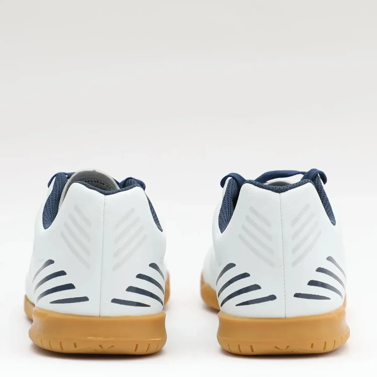 Umbro Zapatillas Umbro De Futbol Hombre Tocco Iv League Ic color blanco | Platanitos