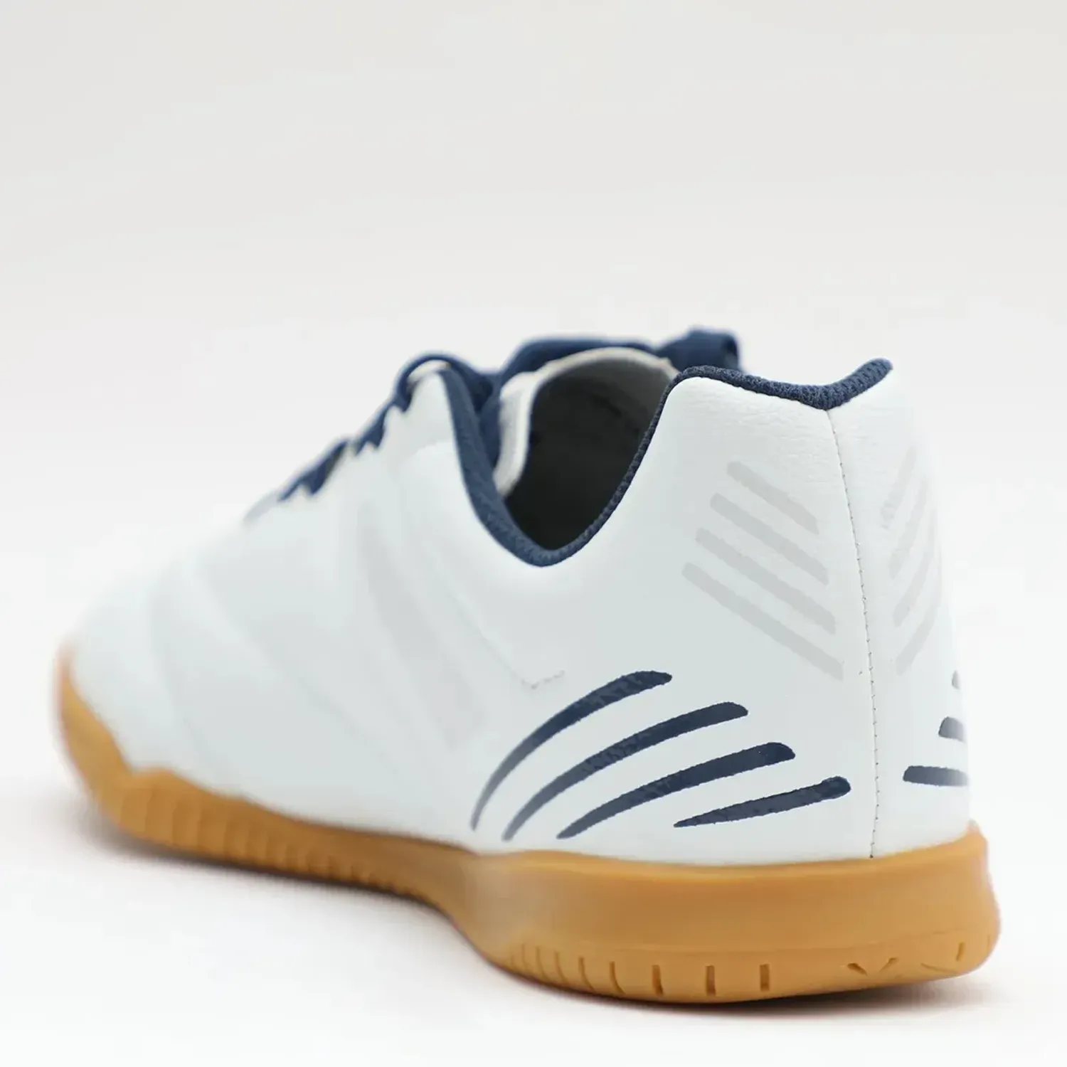 Umbro Zapatillas Umbro De Futbol Hombre Tocco Iv League Ic color blanco | Platanitos