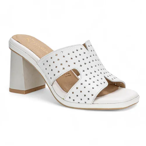 KAMINATA Blanco de Mujer modelo Sandalia Casual Mujer Dalila blancos  mujer 2025032520354460077 Cuero PU