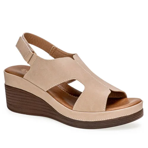 Platanitos Beige de Mujer modelo Sandalia Dama Sw Suiza beiges sintéticos mujer 2025041417374253415 Sintético Sintético