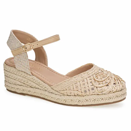 Platanitos Beige de Mujer modelo Alpargata Dama A Alfred beiges textiles mujer 2025051417325244781 Textil Sintético