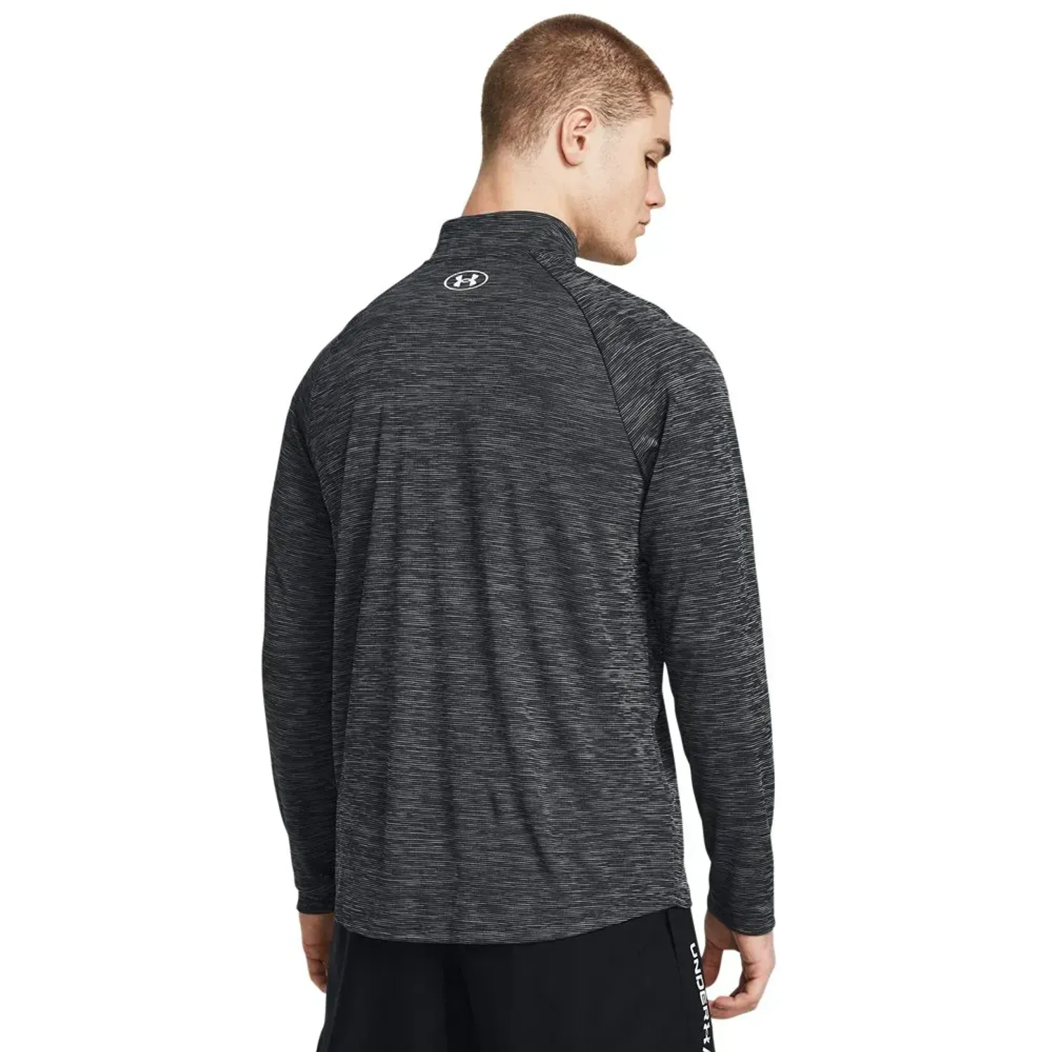 Casaca Under Armour Running Hombre Tech Textured 1/2 Zip color negro | Platanitos