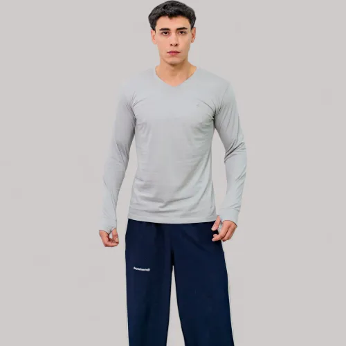 AVANT GARDE Gris de Hombre modelo Polo Basico Hombre Cuello V Manga Larga grises hombre 2025061713534338748  