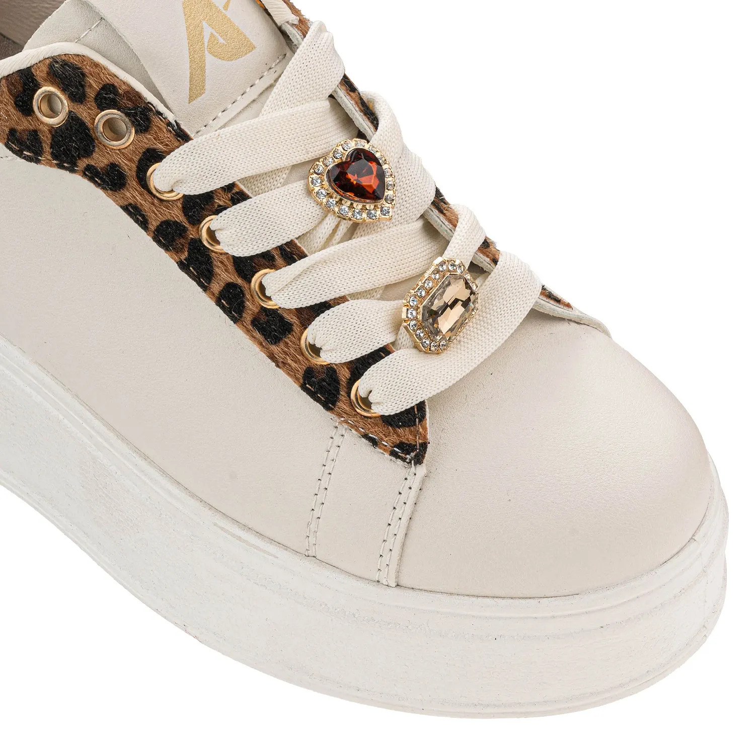 Zapatillas Ariana Urbanas Mujer Zjy01-25q2 color beige | Platanitos