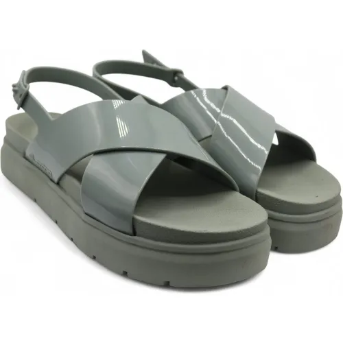 LATINA Verde de Mujer modelo Sandalia Mujer Pucallpa mujer 2025070121215655677 PVC Pvc