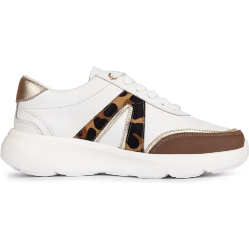 ALOHA STORE  de Mujer modelo Zapatillas Urbanas Mujer Alma leopardos  mujer 2025071020402149905 Badana EXPANSO