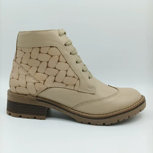 KAMINATA Beige de Mujer modelo Botin Casual Mujer Cuero Andrea beiges  mujer 2025071114124549715 Badana SPANSON