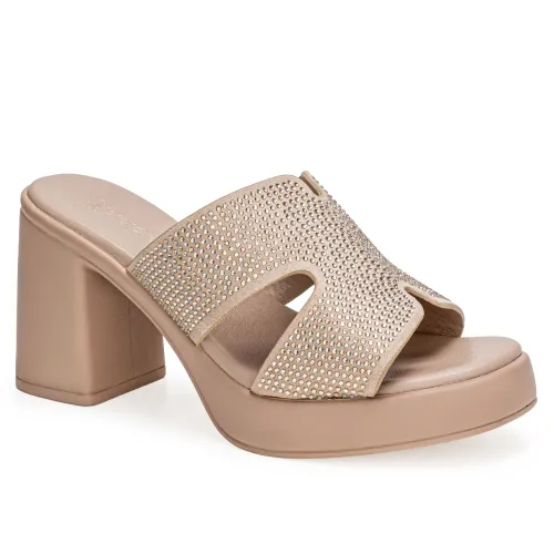 Platanitos Beige de Mujer modelo Sandalia Dama Sp Linday beiges sintéticos mujer 2025071820471019370 Sintético Sintético