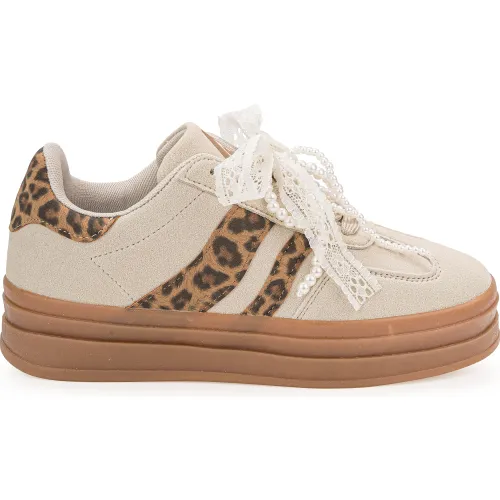 Zapatillas Ariana Urbanas Mujer Wdh-25q2 color beige | Platanitos