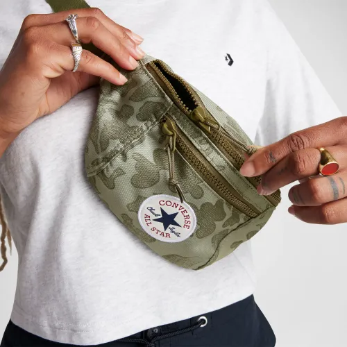 Converse Verde modelo Canguro Deportivo Unisex Go2 Camo Aop Sling verdes 2025073014584685867  