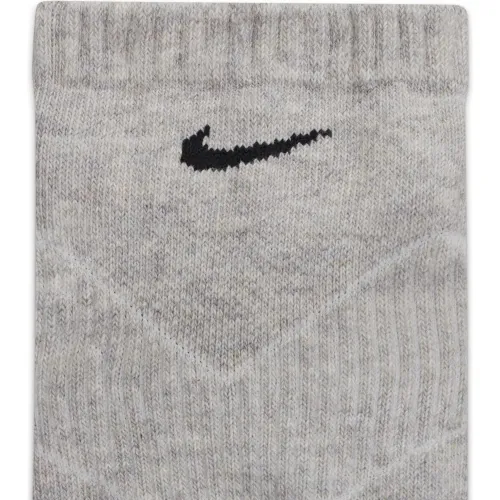 Nike Medias Invisibles Sportswear Juvenil Performance Cushion No Show - 3 Pares