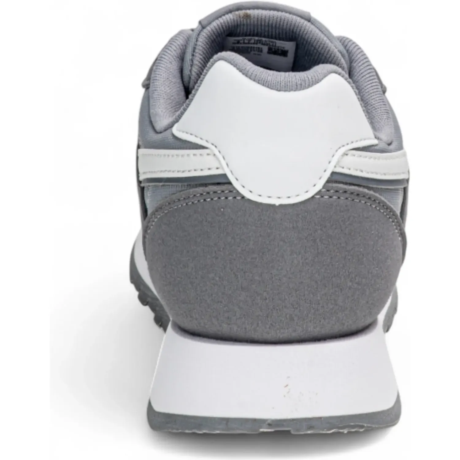 Reebok alt=