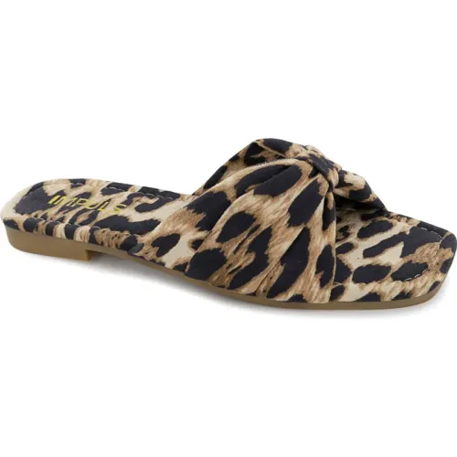 Impuls  de Mujer modelo Sandalias Flats Mujer Aixa14 leopardos textiles mujer 2025082619510853125 Textil PU