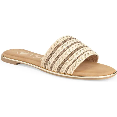 Color Beige