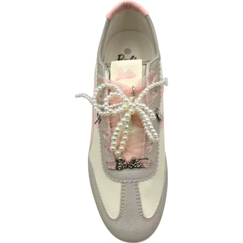 Barbie Zapatilla Iconica Mujer Barbie 2by1270