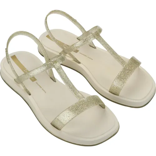 Ipanema Beige de Mujer modelo Sandalia Mujer Ipanema 2ips230 beiges dorados mujer 2025090508005407837 Sin plantilla Sintético