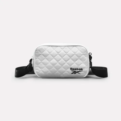 Reebok Blanco modelo Canguro Deportivo Unisex Cl Quilted Crossbody blancos 2025090923093691888  