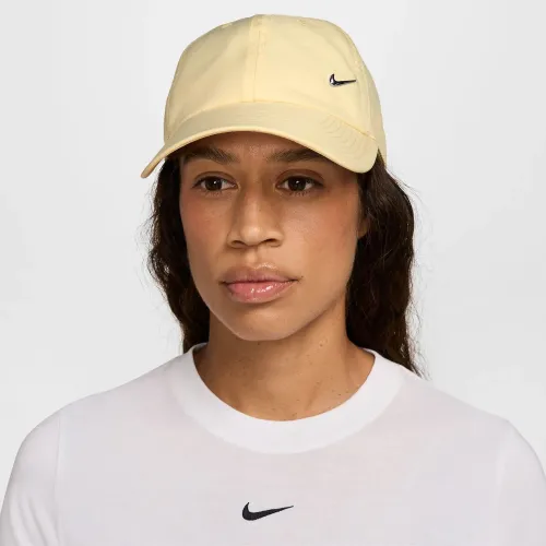 Nike Gorra Sin Estructura Sportswear Unisex Dri-Fit Club Metal Swoosh