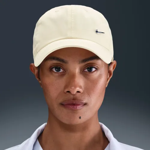 Nike Gorra Sin Estructura Sportswear Unisex Dri-Fit Club Metal Swoosh