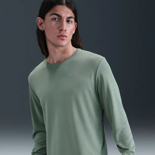 Nike Verde de Hombre modelo Polo Manga Larga Running Hombre Dri-Fit Uv Miler verdes hombre 2025091714493007776  