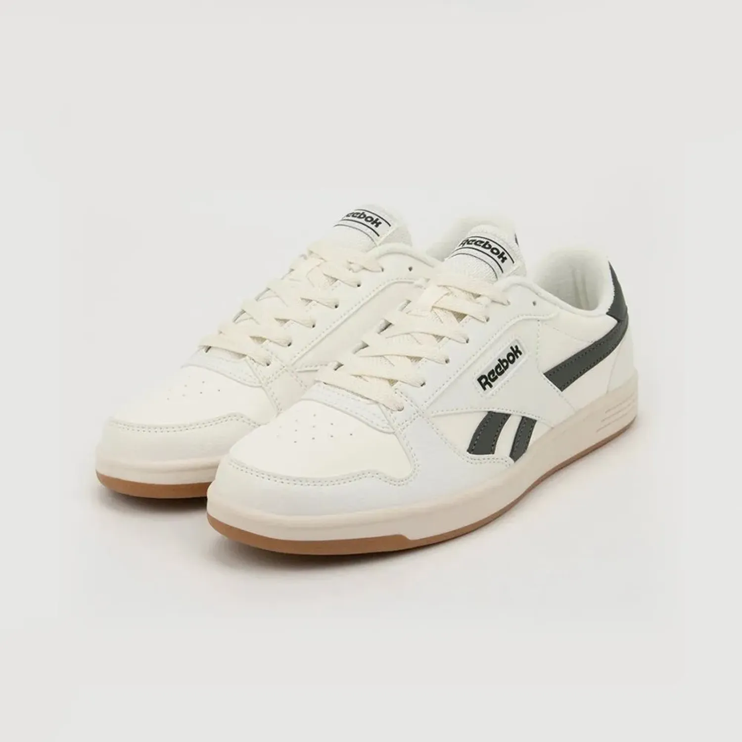 Reebok alt=