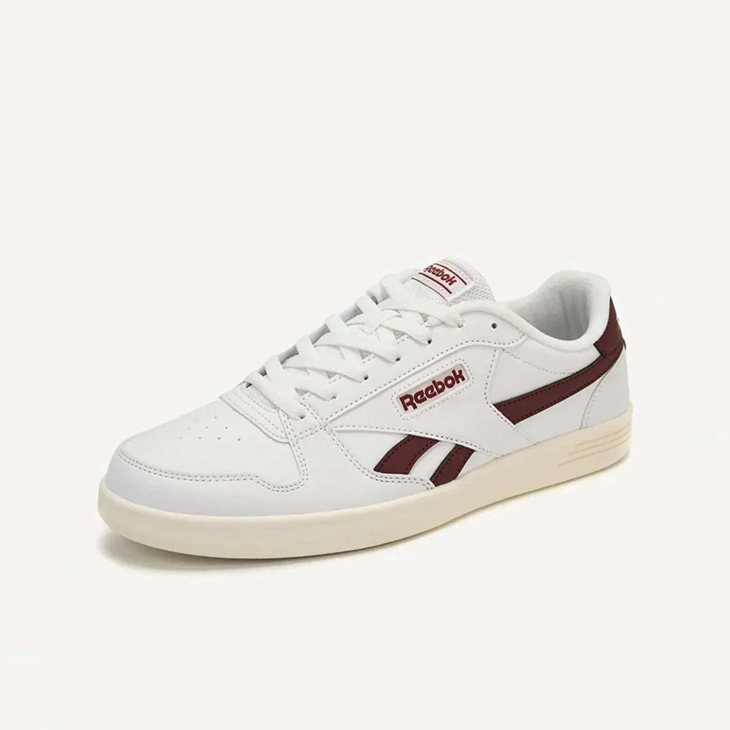 Reebok alt=