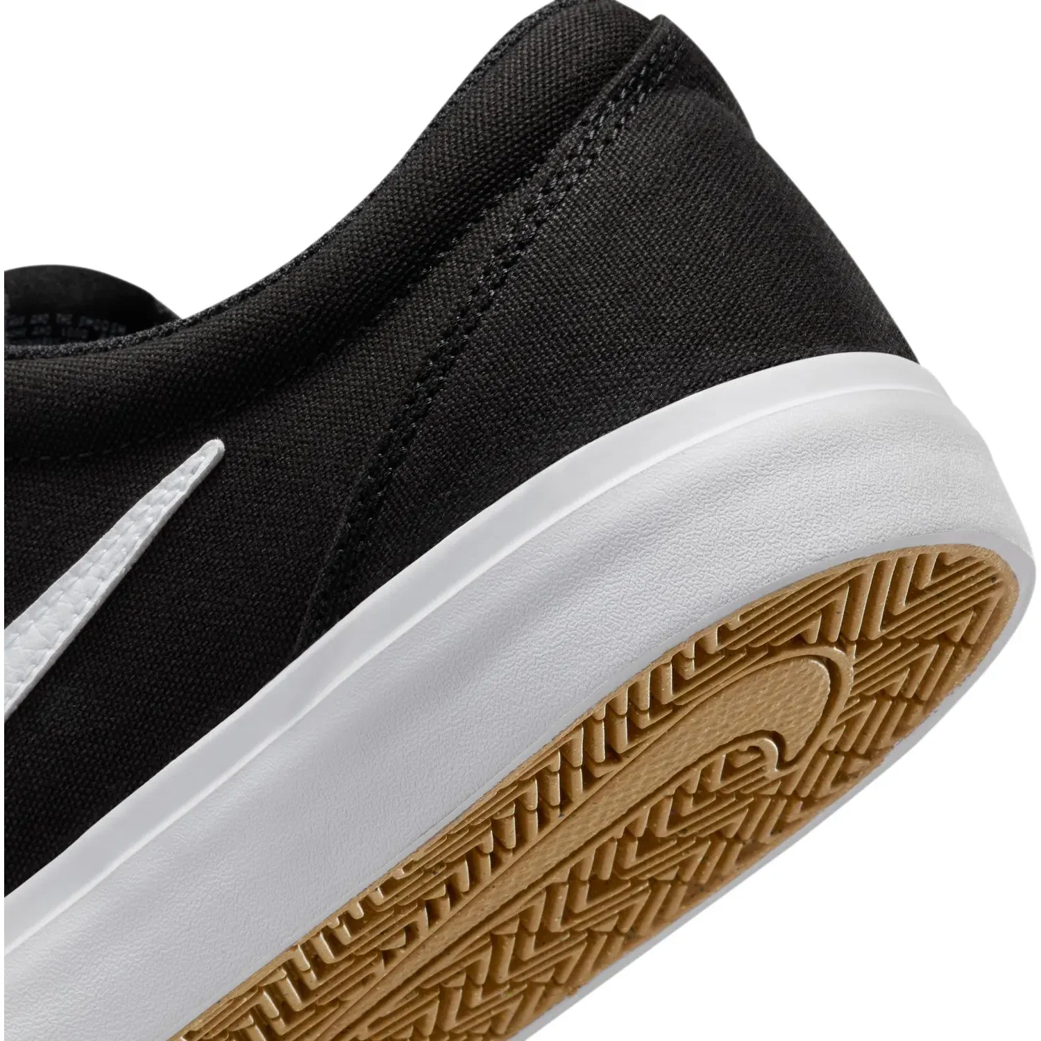 Nike alt=