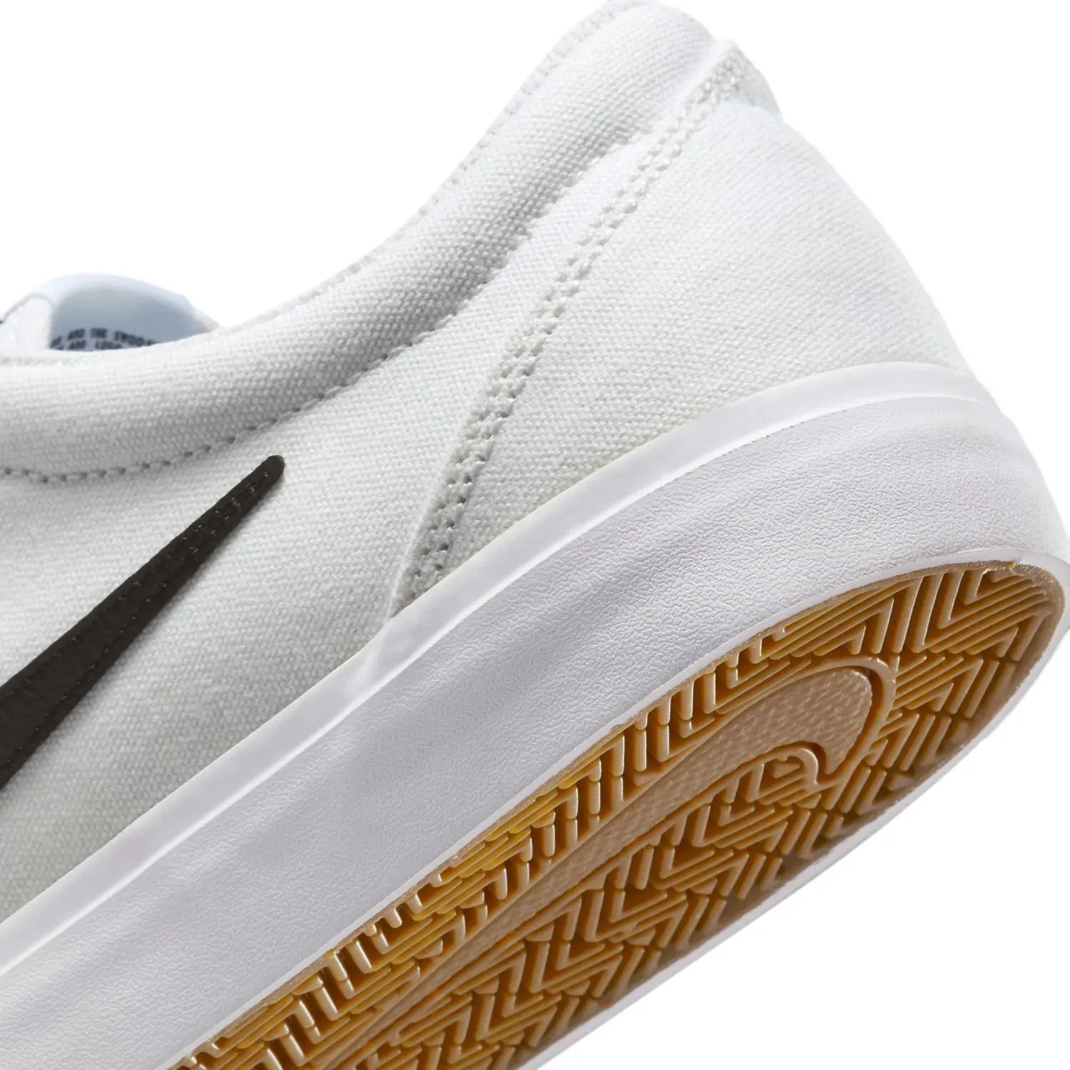 Nike alt=