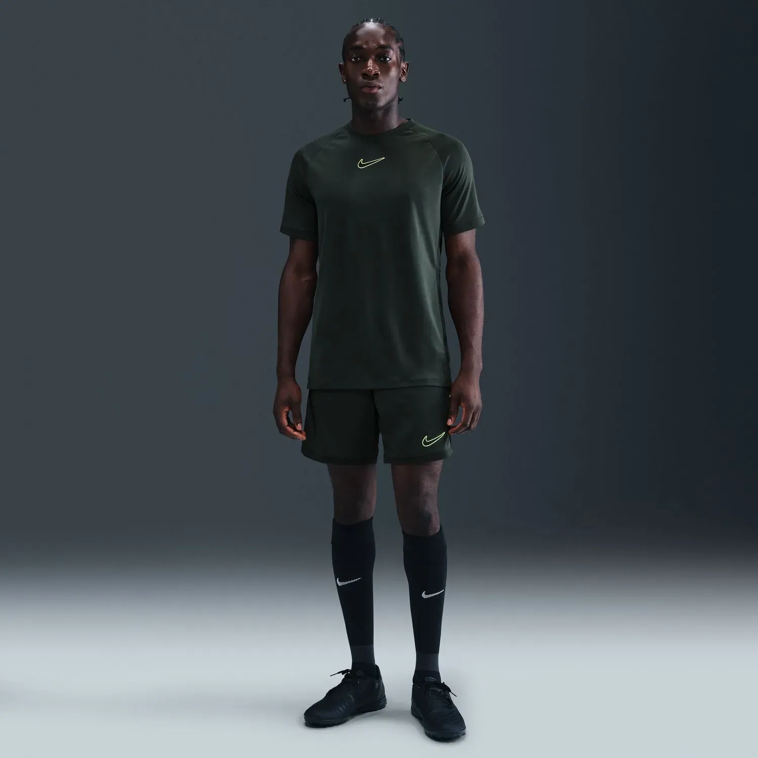 Nike alt=