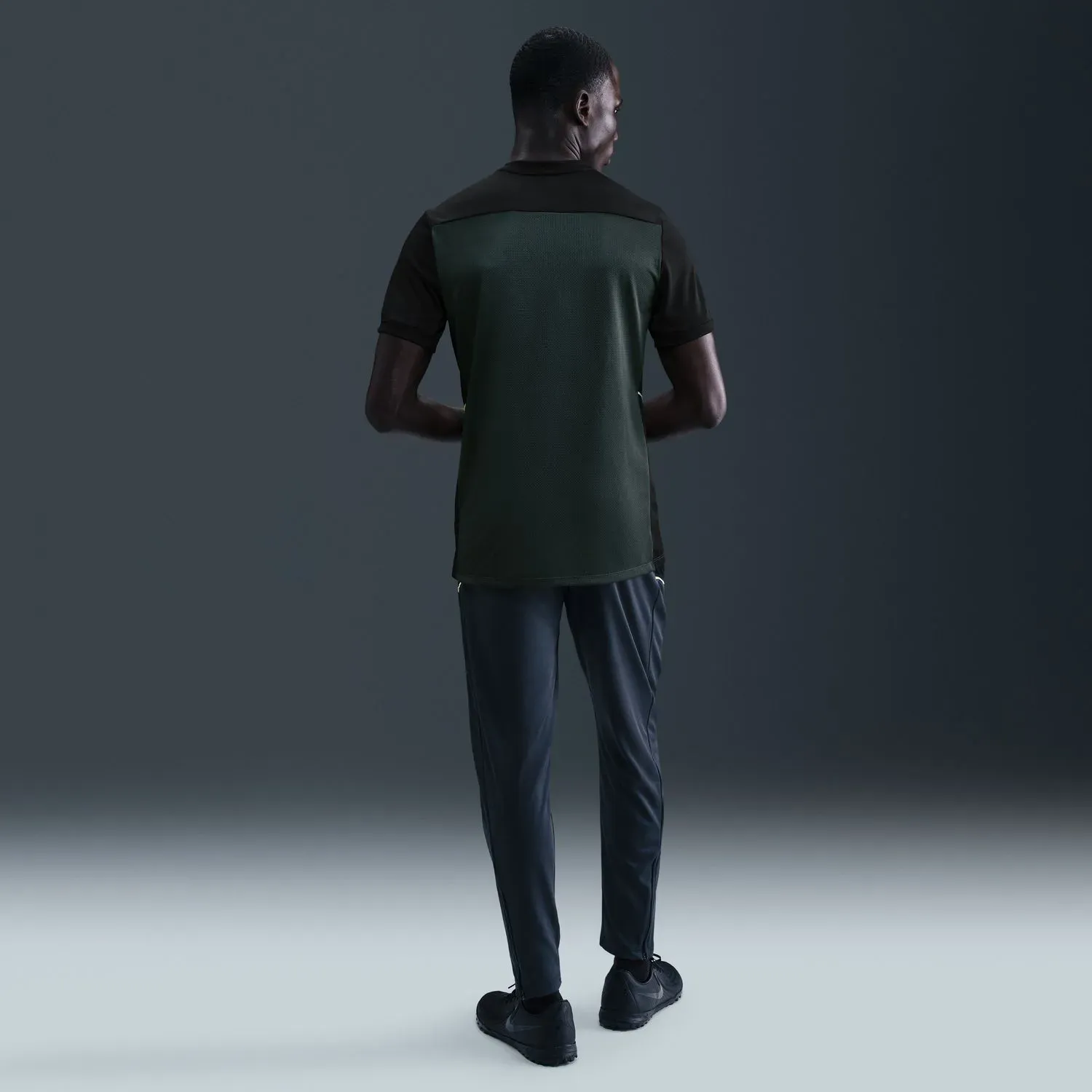 Nike alt=