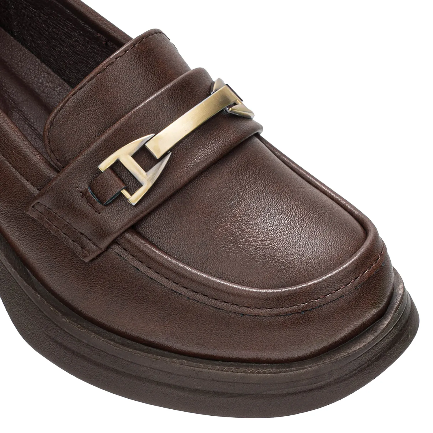 Mocasin Platanitos Dama Mt Tina color marron oscuro. | Platanitos