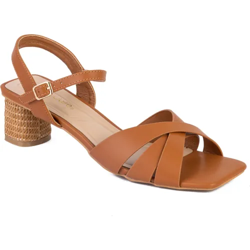 MARIE CLAIRE  de Mujer modelo Sandalias Casuales Mujer Suez cameles mujer 2025101315325557268 PU TPR