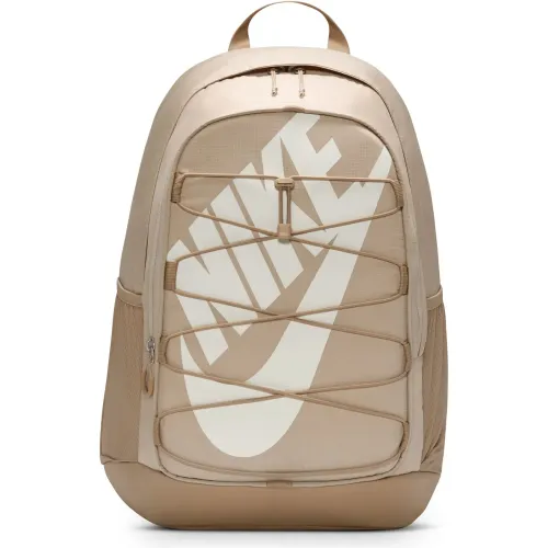Nike Beige modelo Mochila Sportswear Nike Hayward 26 L beiges 2025101316314277198  