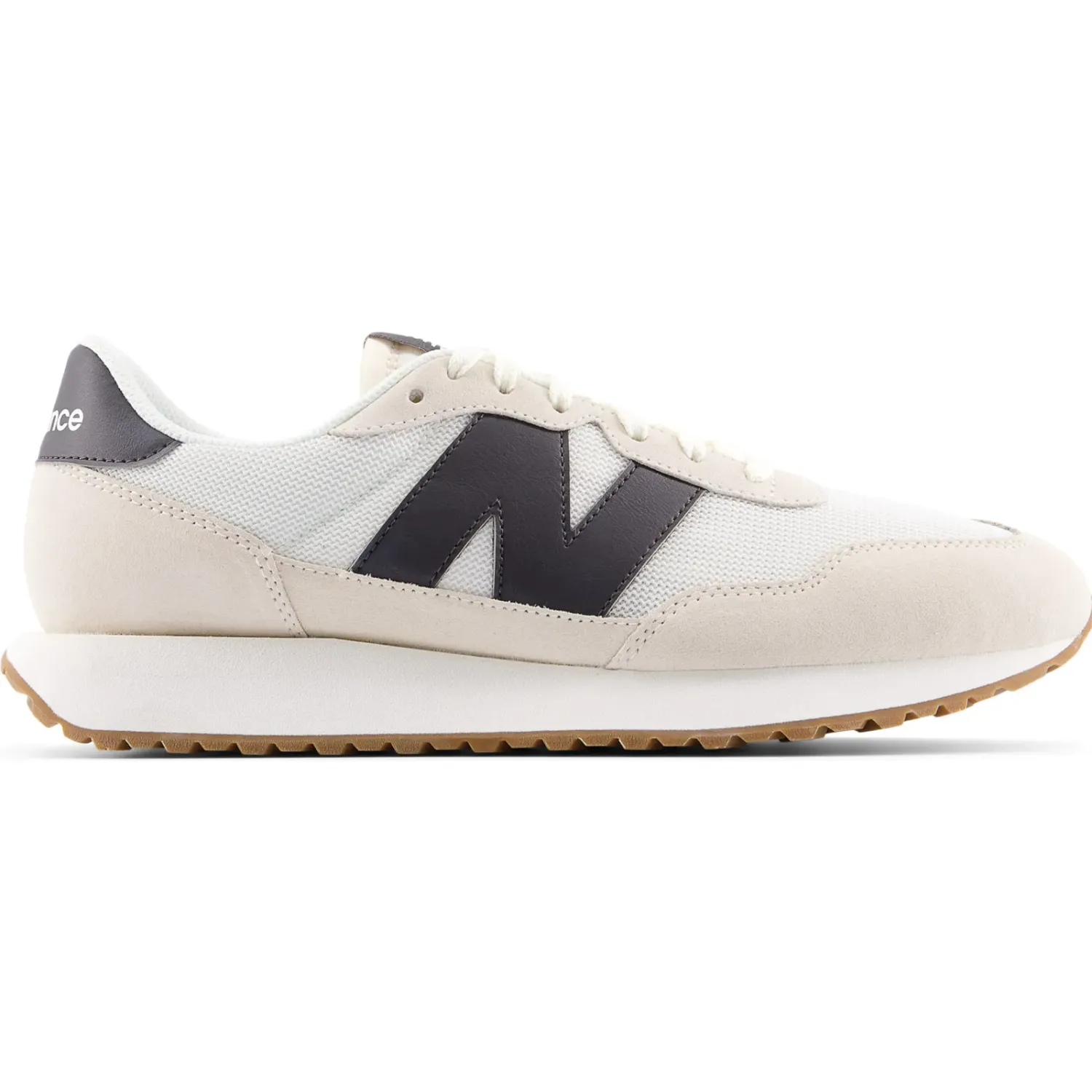 New Balance alt=