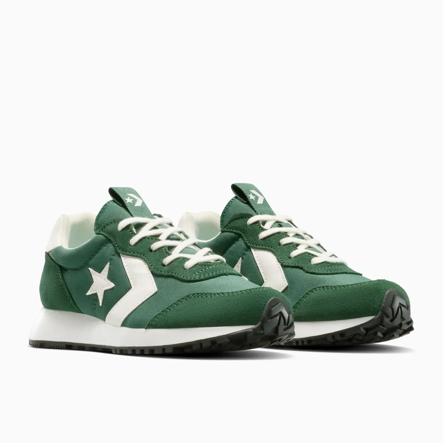 Converse alt=