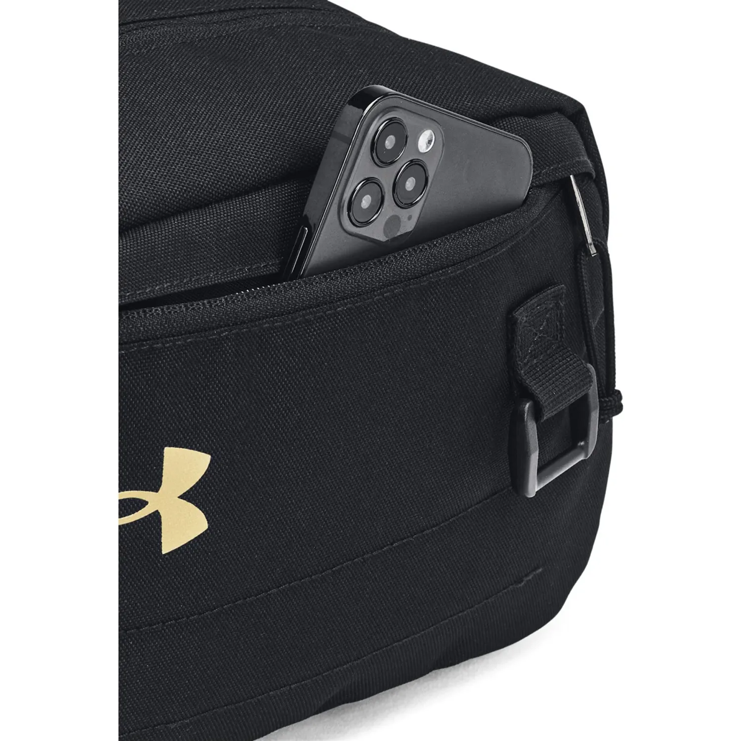 Under Armour alt=