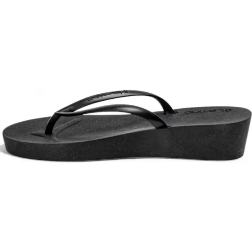 LATINA Sandalia Mujer Futura