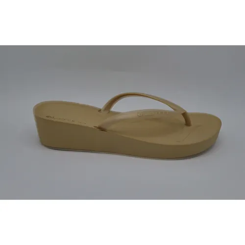 LATINA Sandalia Mujer Futura