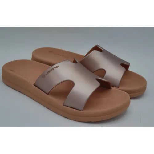 LATINA de Mujer modelo Sandalia Mujer Mica blushes mujer 2025102821114822116 PVC Pvc