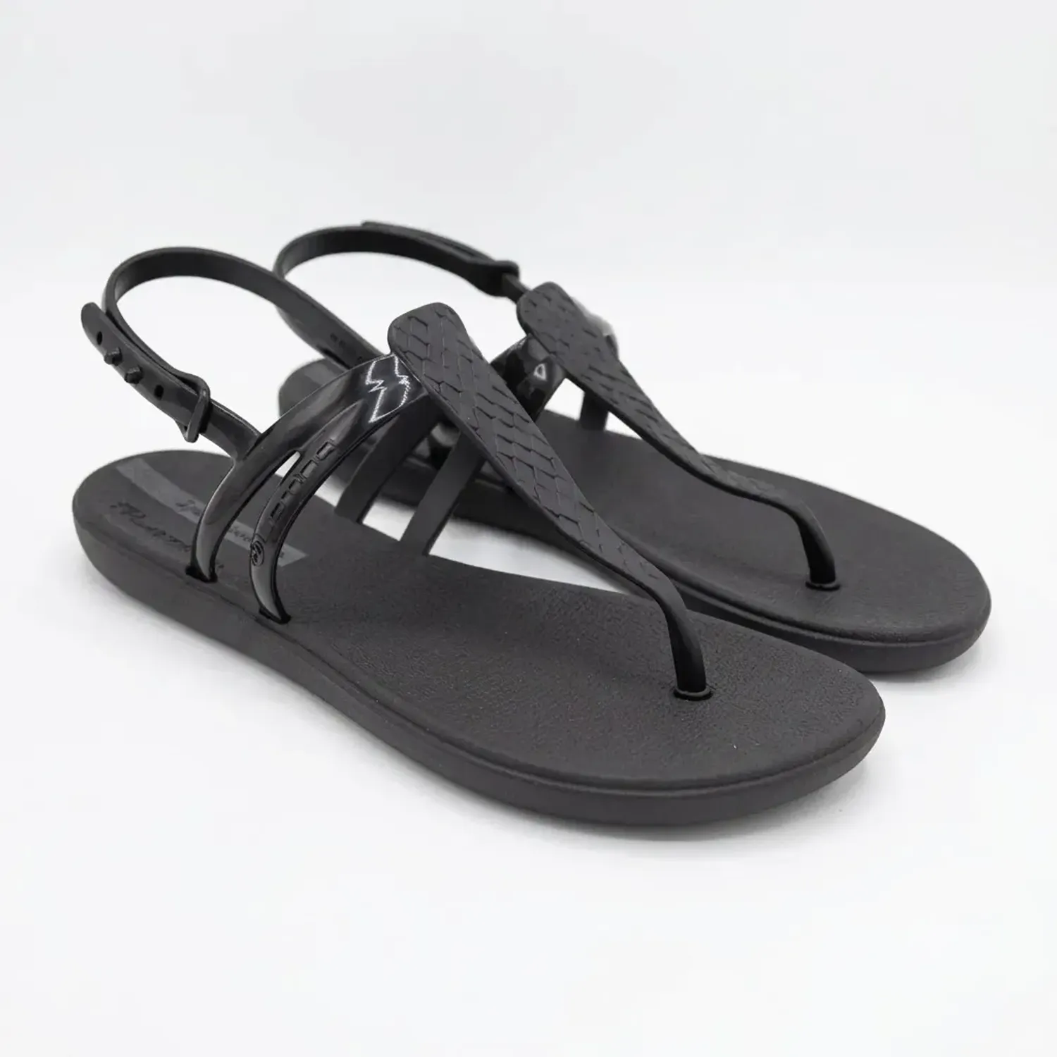 Sandalia Latina Mujer Morea color negro | Platanitos