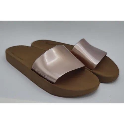 LATINA Sandalia Mujer Revel