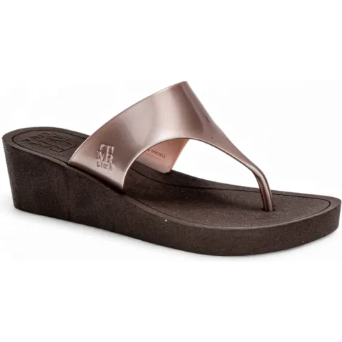 LATINA de Mujer modelo Sandalia Mujer Paris cafes mujer 2025102821114822654 PVC Pvc