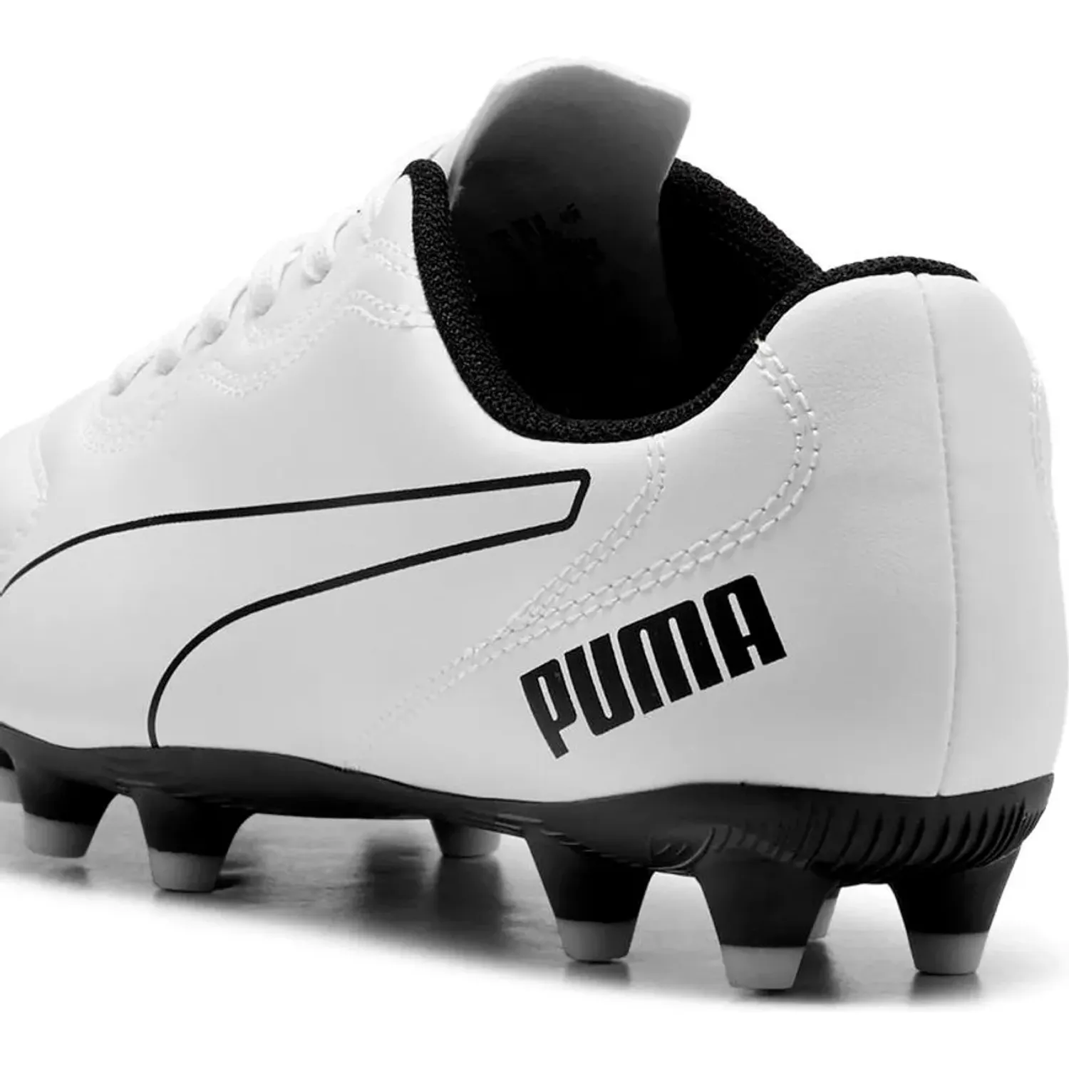 Puma alt=