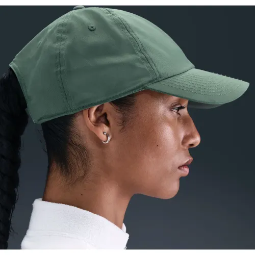 Nike Gorra Sin Estructura Sportswear Unisex Dri-Fit Club Metal Swoosh