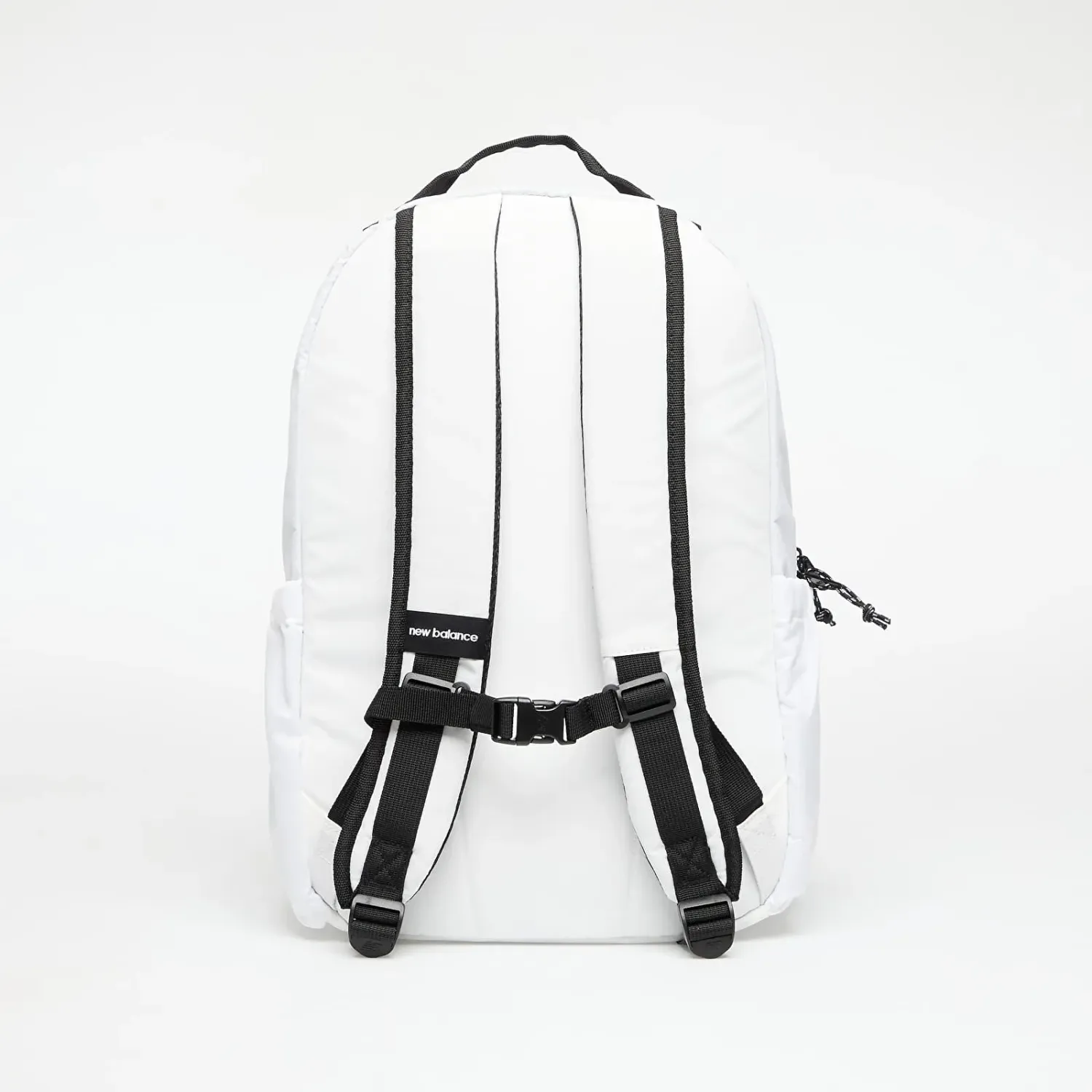 New Balance Mochila New Balance Lifestyle Unisex Essentials color blanco | Platanitos
