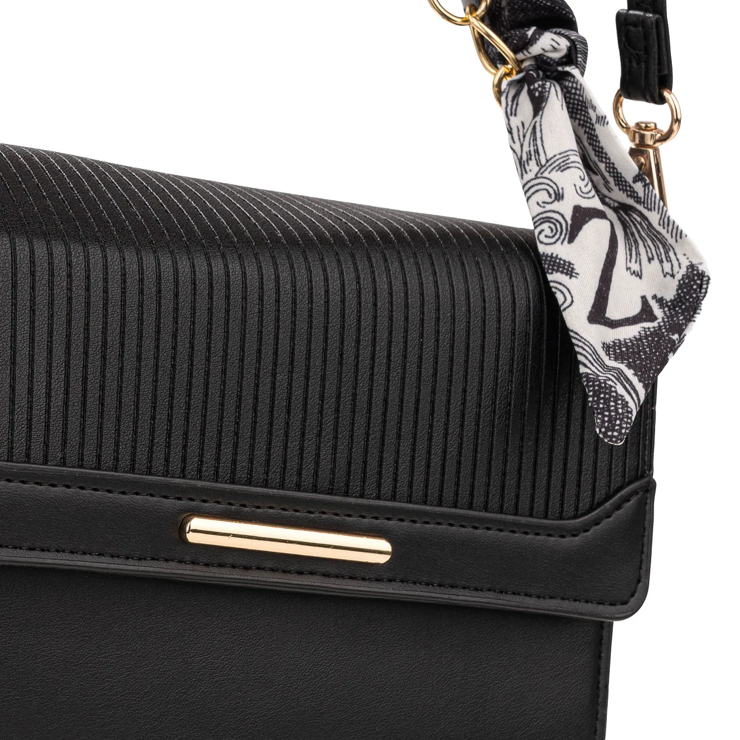 Cartera Limoni Casual Jimena color negro | Platanitos