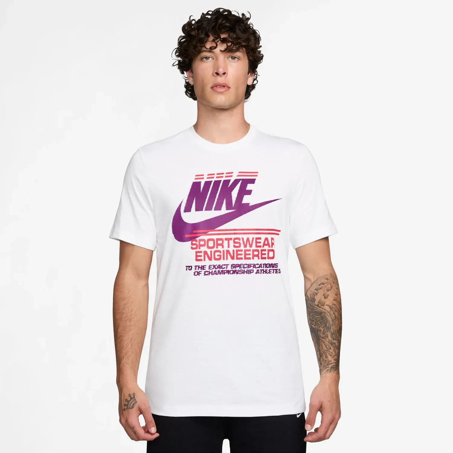 Nike alt=